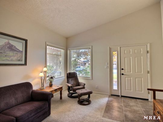 701 Pinnacle Ct, Mesquite, NV 89027