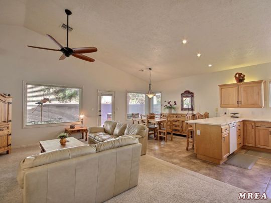 701 Pinnacle Ct, Mesquite, NV 89027