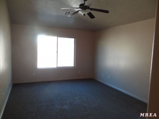 467 Kalanchoe Way, Mesquite, NV 89027