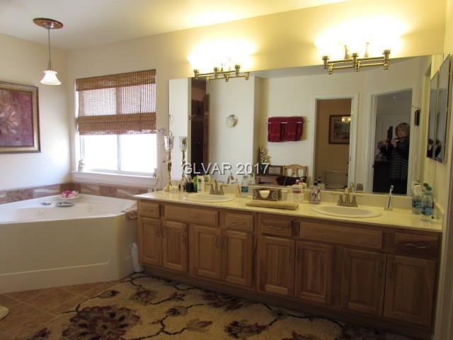 5231 East GRAYSTONE Drive, Pahrump, NV 89060