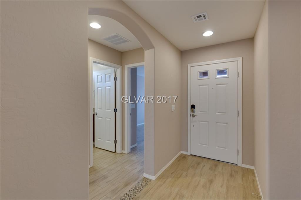 5821 RADIANCE PARK Street, Las Vegas, NV 89081