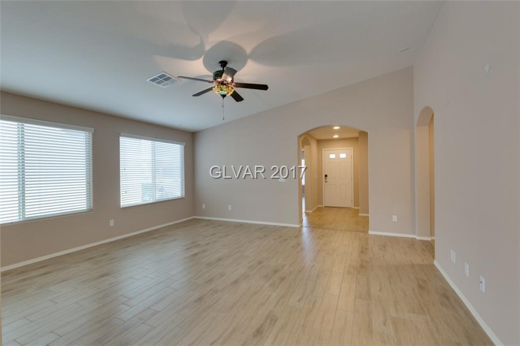 5821 RADIANCE PARK Street, Las Vegas, NV 89081