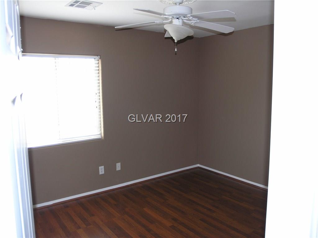 3225 GREEN ICE Avenue, North Las Vegas, NV 89081