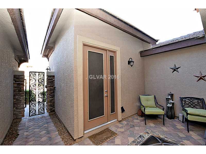 3717 MOONSHINE FALLS Avenue, North Las Vegas, NV 89085