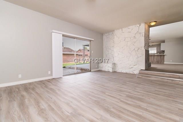 1709 IVANHOE Way, Las Vegas, NV 89102