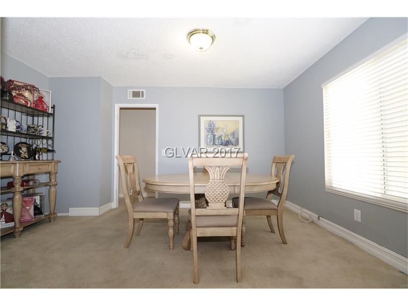 6832 Greengrove Dr, Las Vegas, NV 89103