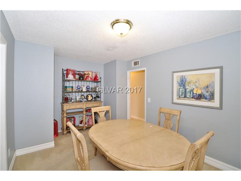 6832 Greengrove Dr, Las Vegas, NV 89103