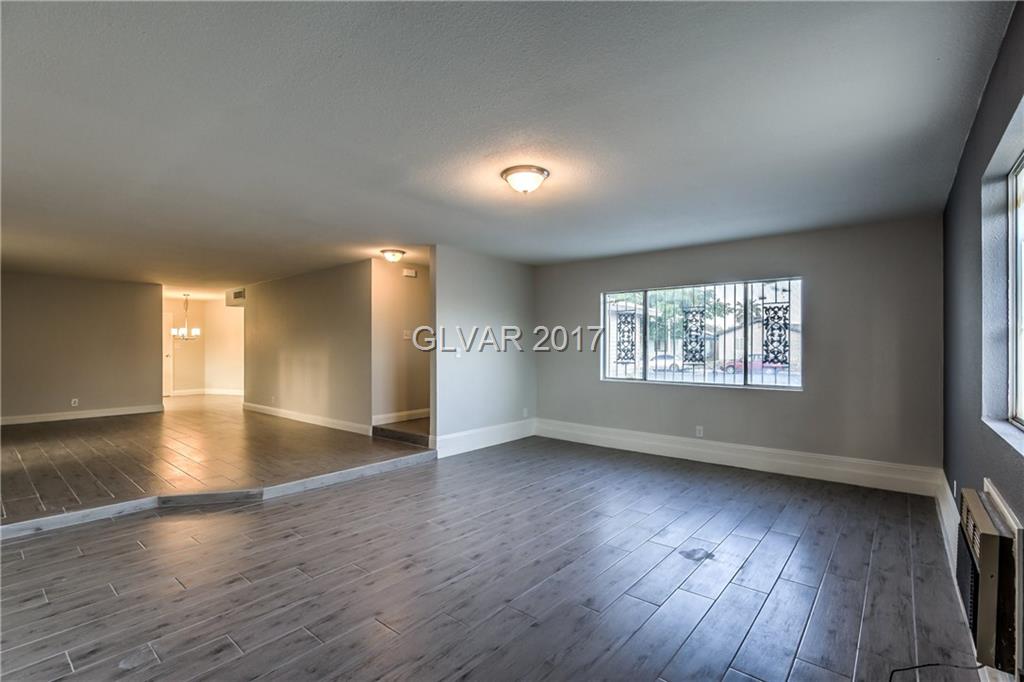 4471 PETERSON Drive, Las Vegas, NV 89103