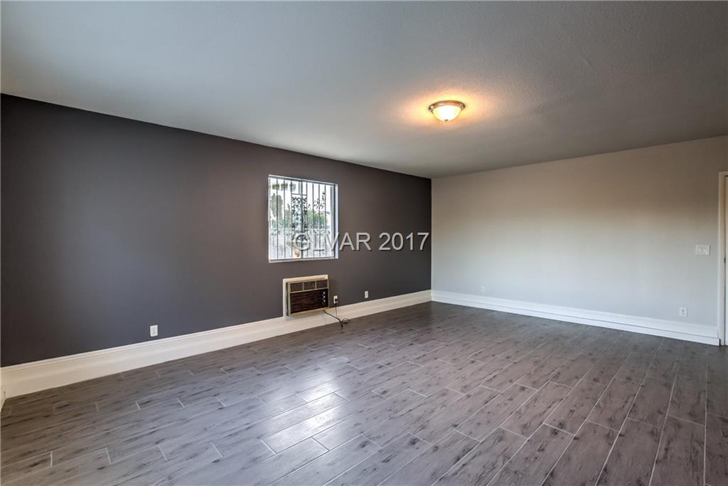 4471 PETERSON Drive, Las Vegas, NV 89103