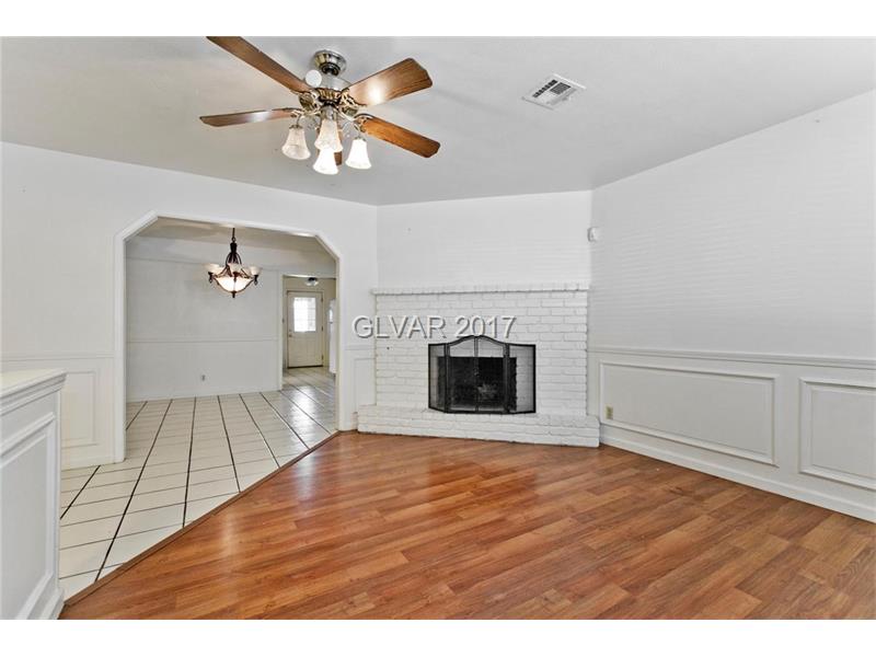 1385 Arlington St, Las Vegas, NV 89104