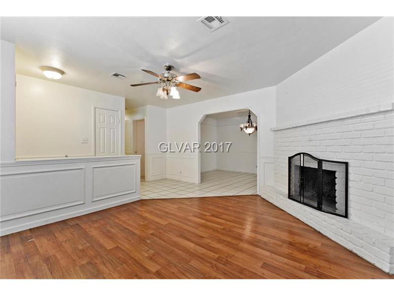 1385 Arlington St, Las Vegas, NV 89104