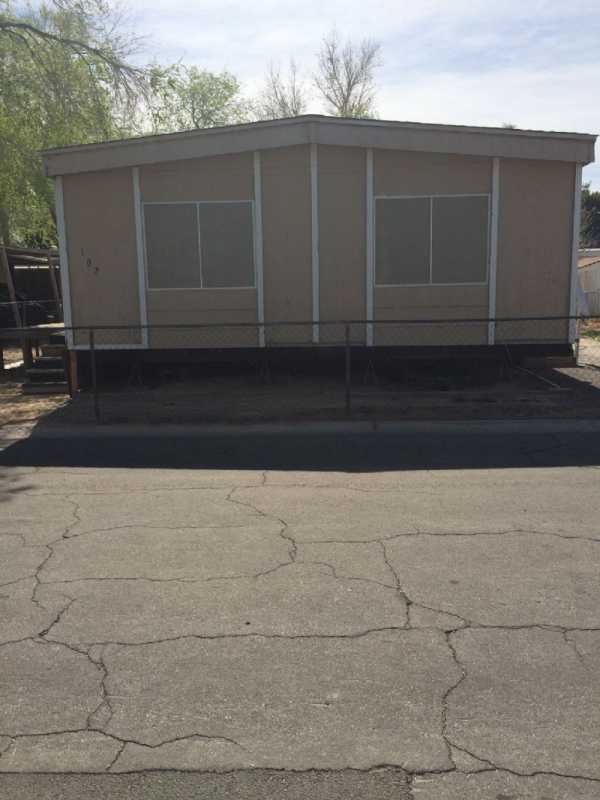Sunrise Oaks 1200 N. Lamb Blvd., Lot 107Las Vegas, NV 89110