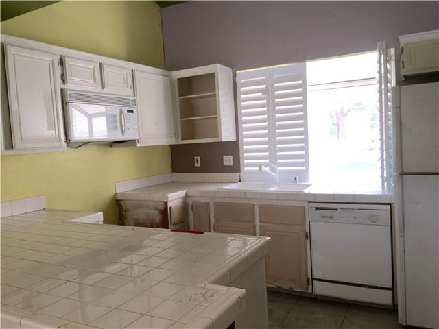 2760 54 Lodestone Dr #54Las Vegas, NV, 89117Clark County