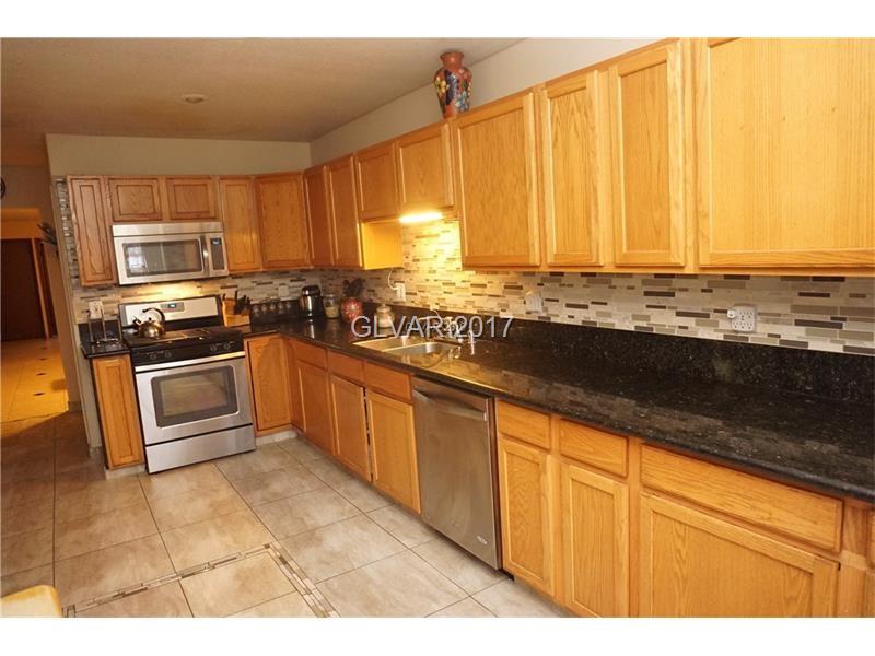 2832 CASA MIA Lane, Las Vegas, NV 89121