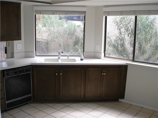 2588 Swan LnLas Vegas, NV, 89121Clark County
