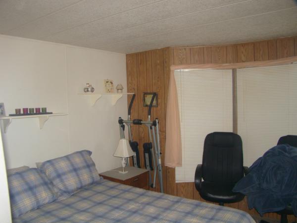 Dorothy Kidd Mobile Home Park5380 E FlamingoLas Vegas, NV 89122