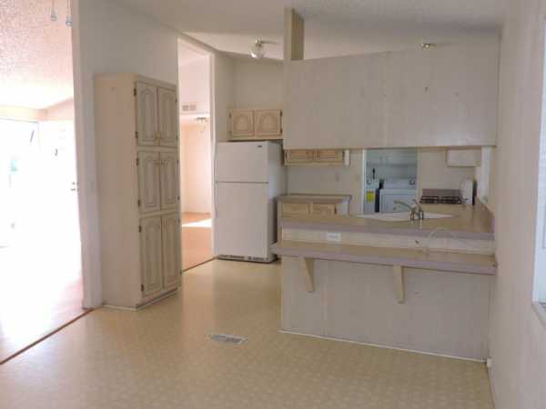 Valley Vista All Age MHP 3001 Cabana Drive #124Las Vegas, NV 89122