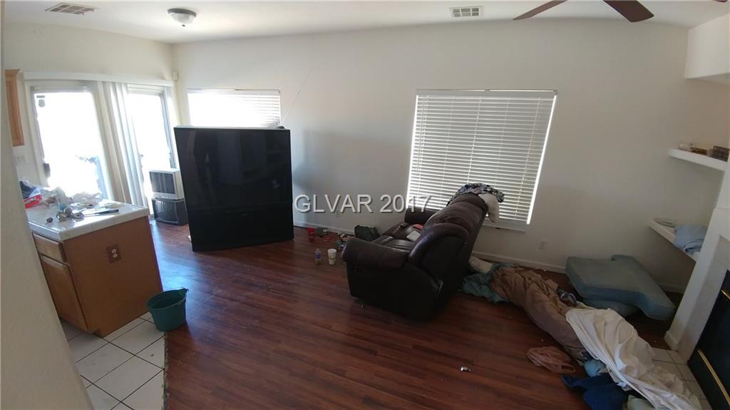 1136 SILVER STONE Way, Las Vegas, NV 89123