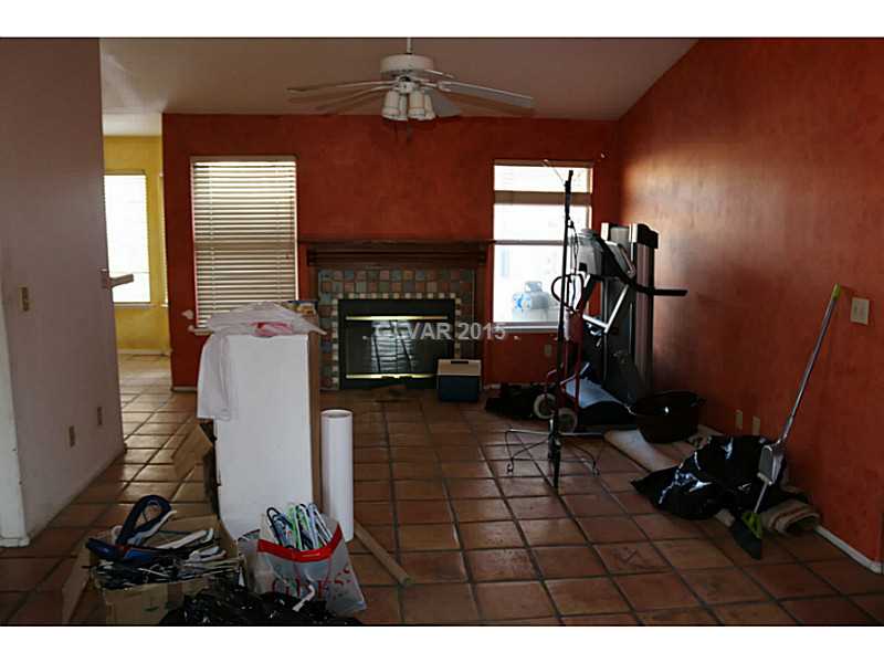 1567 East ROBINDALE Road, Las Vegas, NV 89123