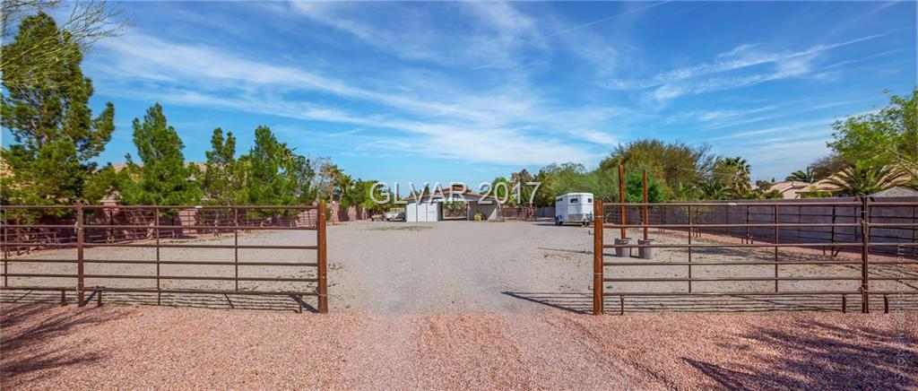 4565 DAPPLE GRAY Road, Las Vegas, NV 89129