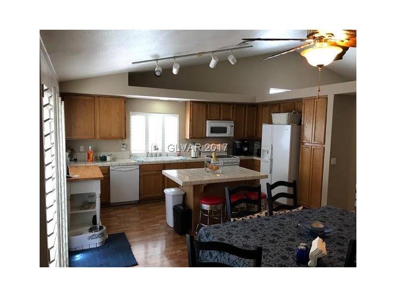5521 Rock Creek Ln, Las Vegas, NV 89130