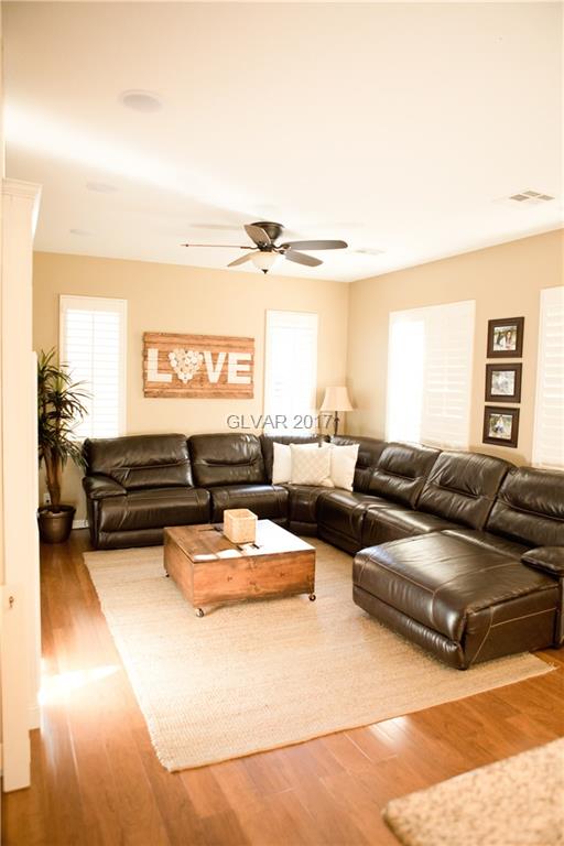 8007 MAPLE PARK Street, Las Vegas, NV 89131