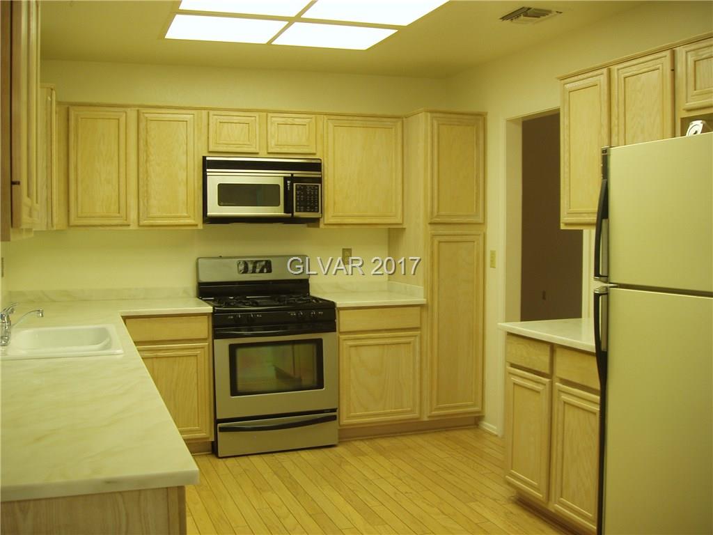 8800 FAIRCREST Drive, Las Vegas, NV 89134