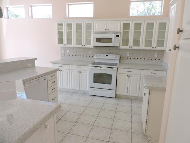 10717 Shackleton DrLas Vegas, NV, 89134Clark County