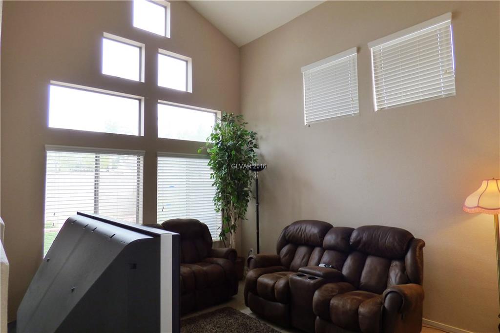 10572 CLARION RIVER Drive, Las Vegas, NV 89135