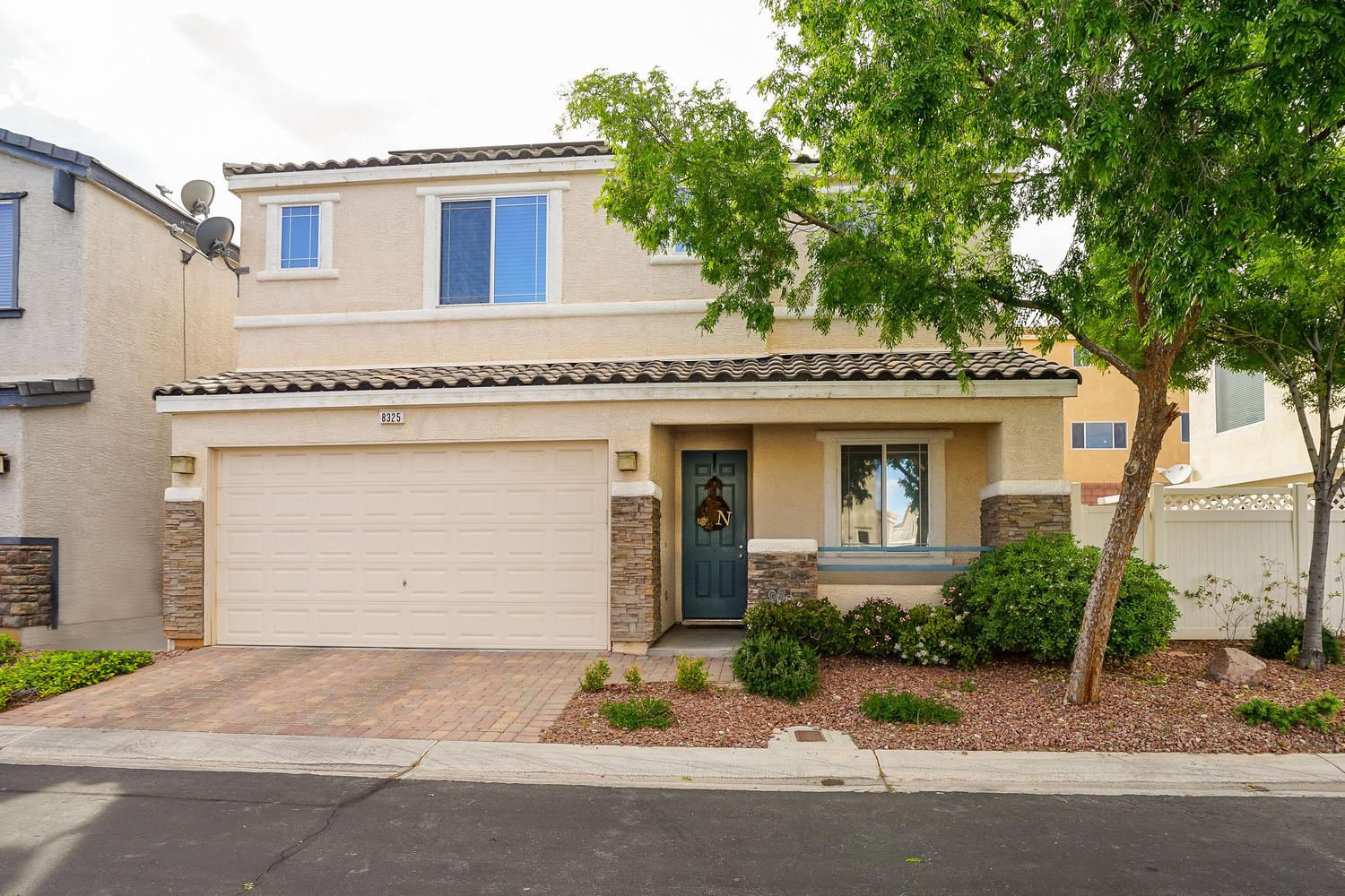 8325 Hunter Brook St, Las Vegas, NV 89139