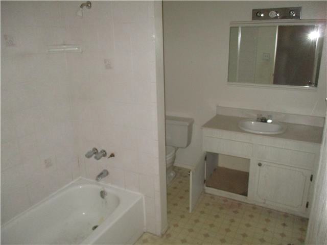 7808 Genzer DriveLas Vegas, NV, 89145Clark County