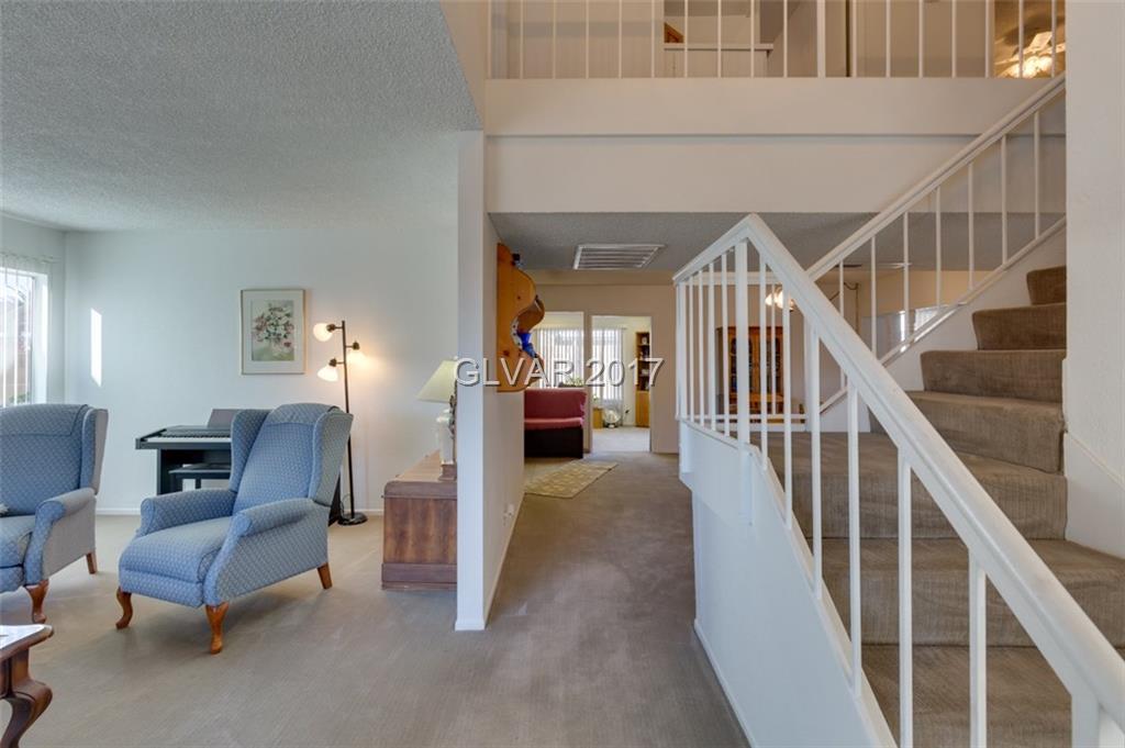 4555 PEARDALE Drive, Las Vegas, NV 89147