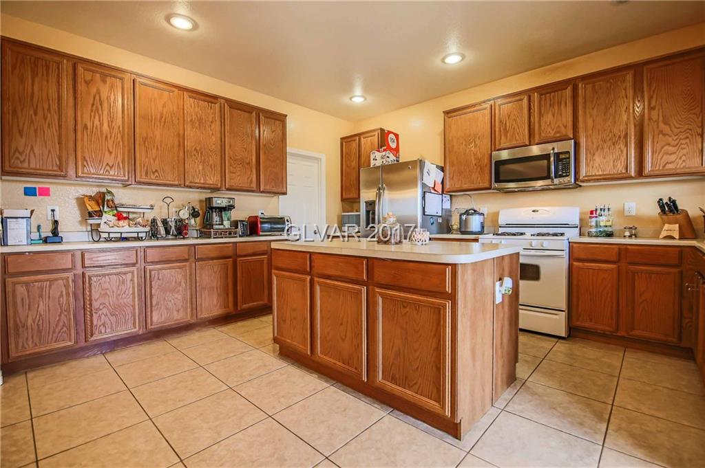 9590 BOUNCING BALL Street, Las Vegas, NV 89178