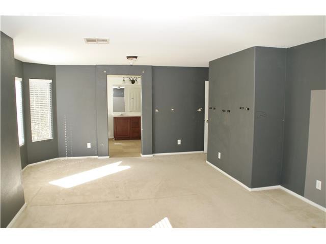 7013 Grand JunctionLas Vegas, NV, 89179Clark County