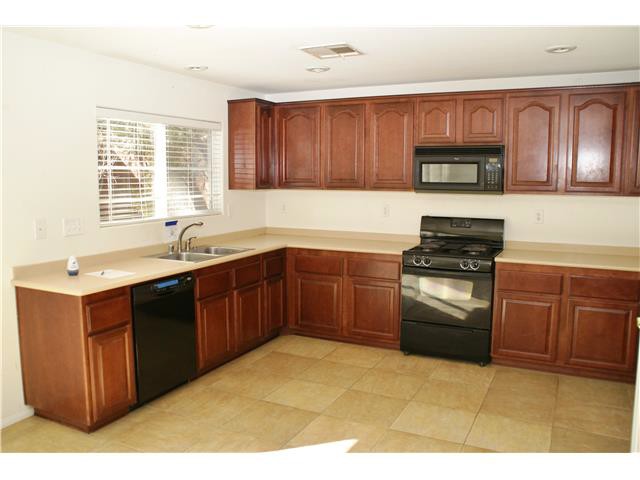 7013 Grand JunctionLas Vegas, NV, 89179Clark County