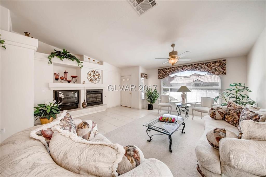 1882 SILVER BUCKLE Court, Henderson, NV 89183