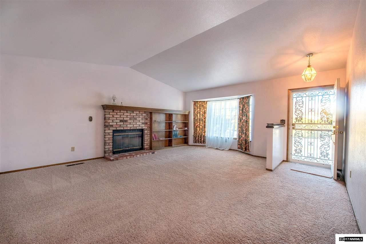 221 Woodlake Cir, Dayton, NV 89403