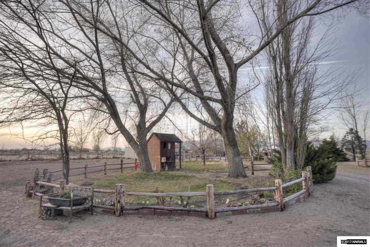 2290 E Badger St., Silver Springs, NV 89429