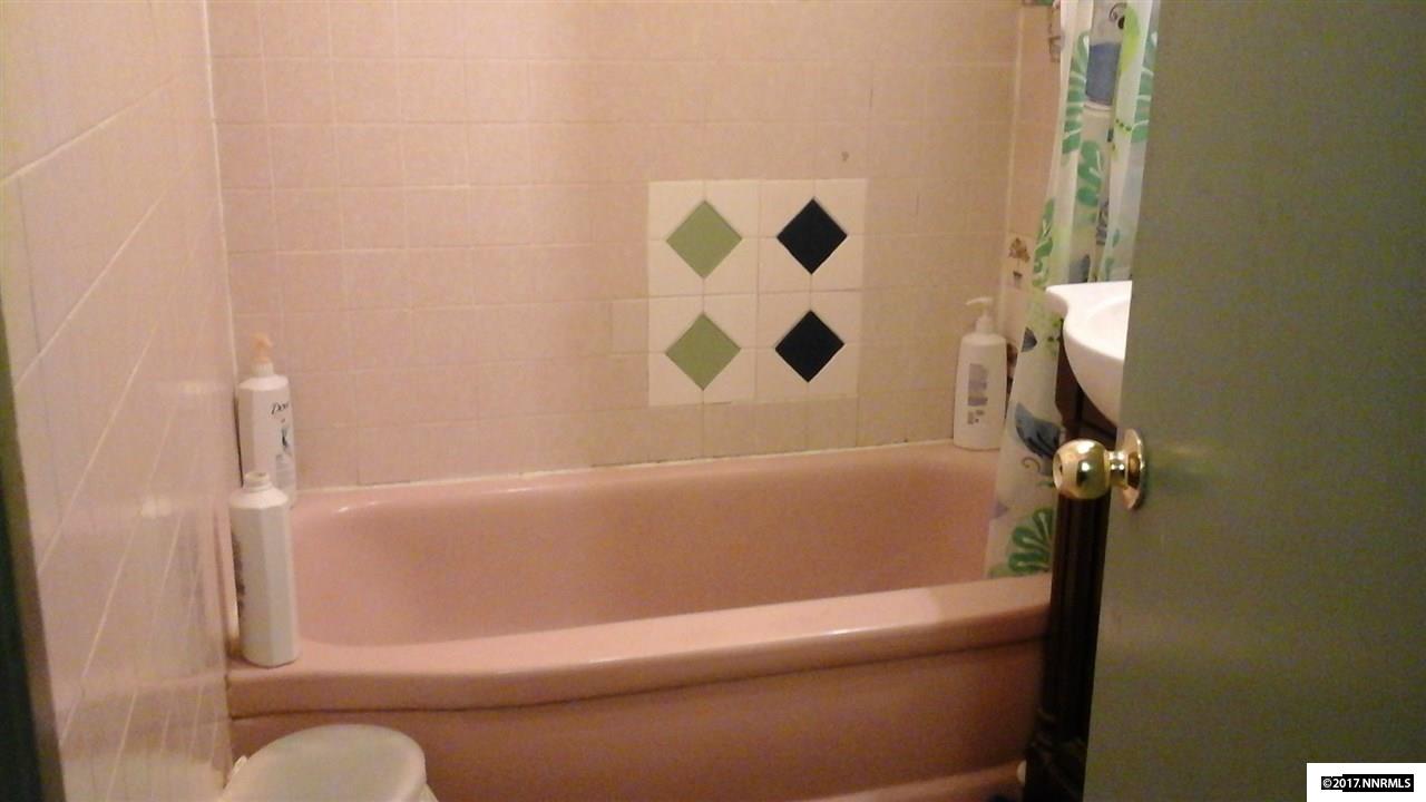 11 E M St, Sparks, NV 89431
