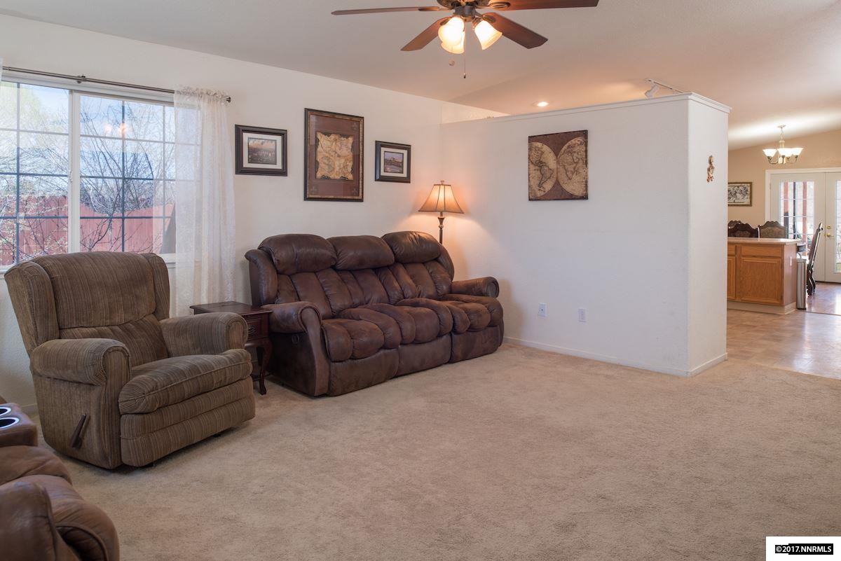 5491Trapper Ct, Sun Valley, NV 89433