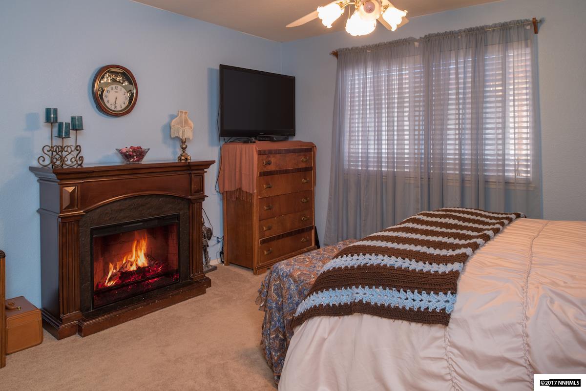 5491Trapper Ct, Sun Valley, NV 89433