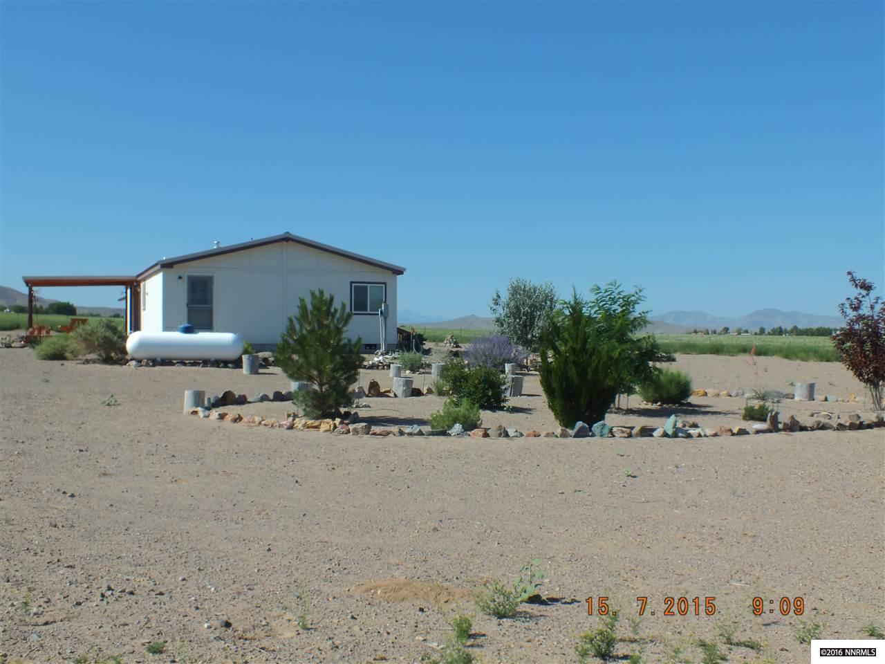 26 Canyon Rd, Yerington, NV 89447