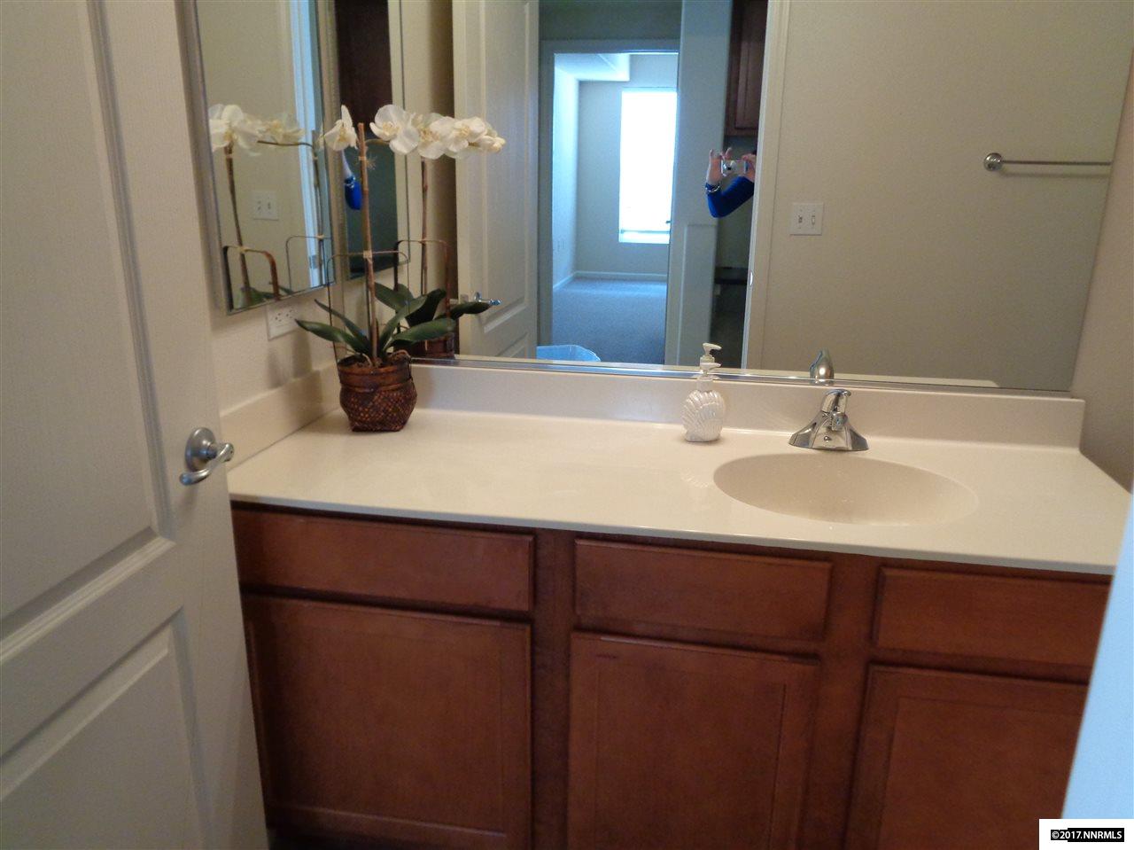 1325 S Meadows Pkwy, Reno, NV 89521