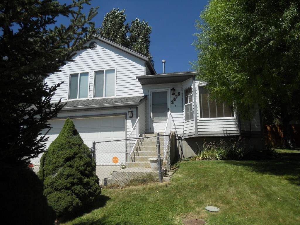 2075 Sierra Dr, Elko, NV 89801