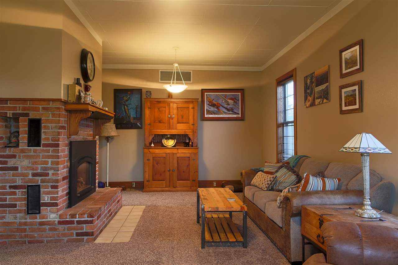 471 Elm St, Elko, NV 89801