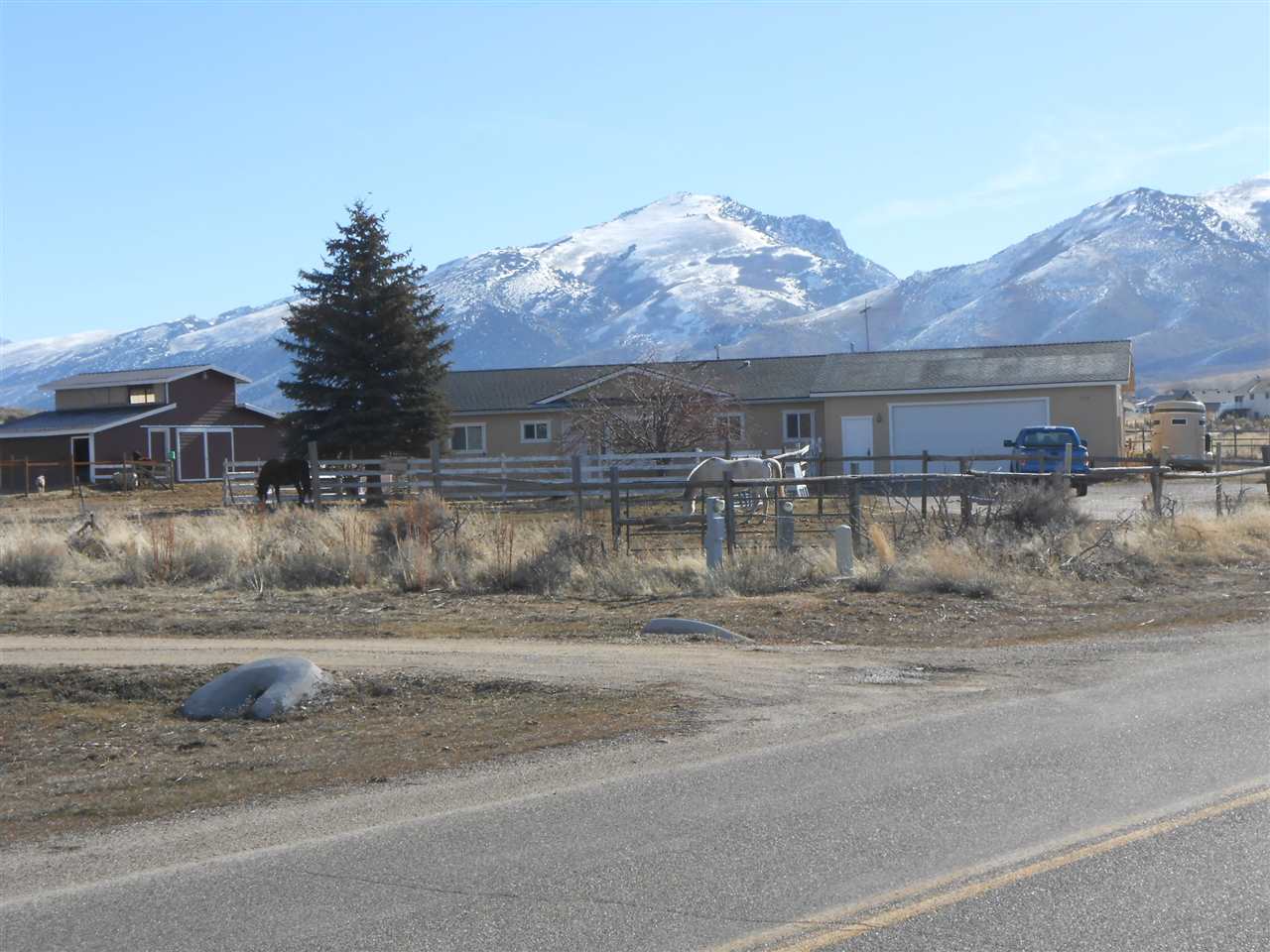717 Parkridge Pkwy, Spring Creek, NV 89815