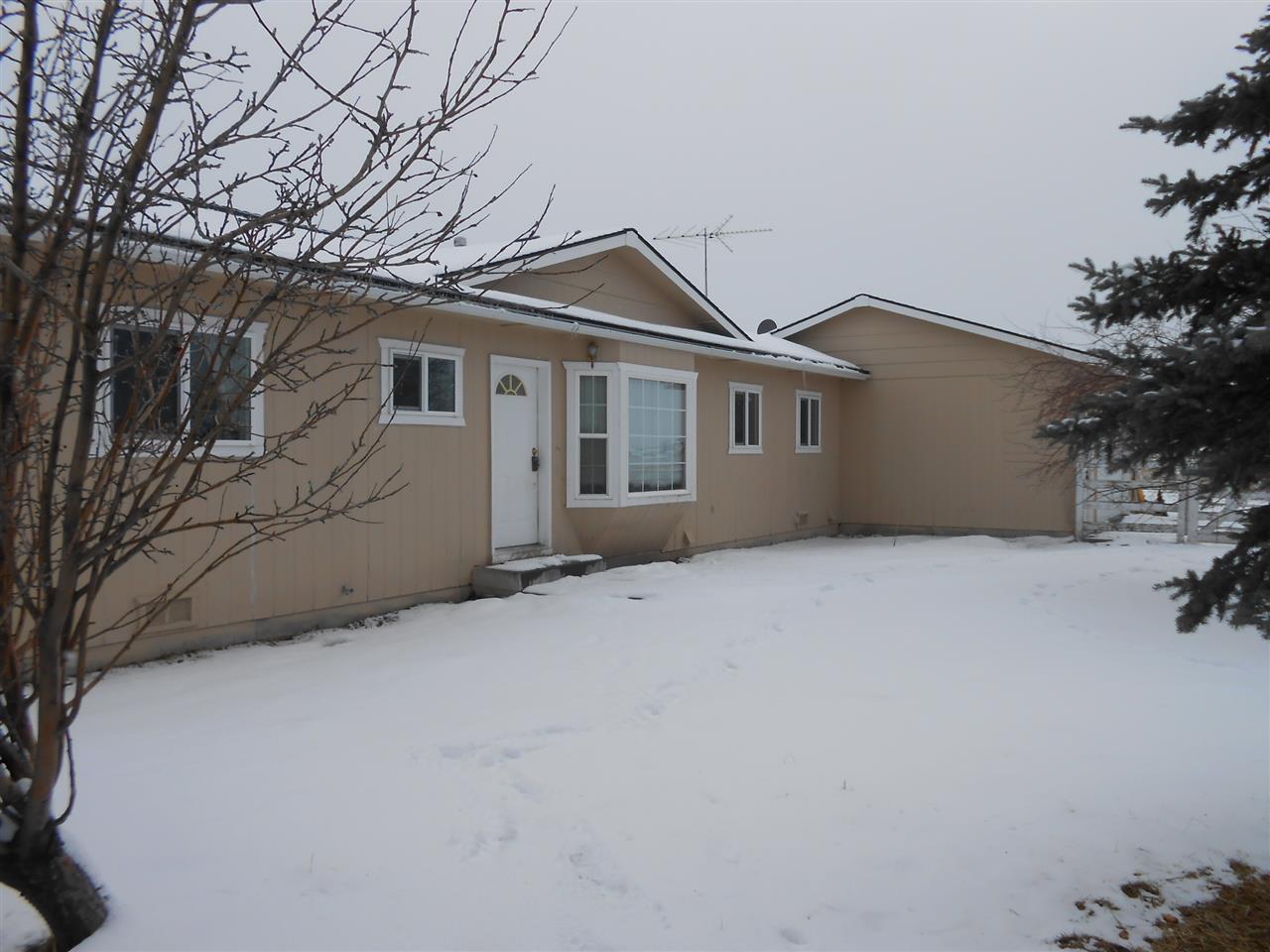 717 Parkridge Pkwy, Spring Creek, NV 89815