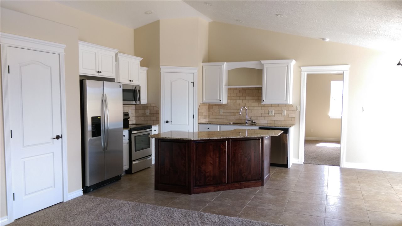 451 Flora Bay, Spring Creek, NV 89815