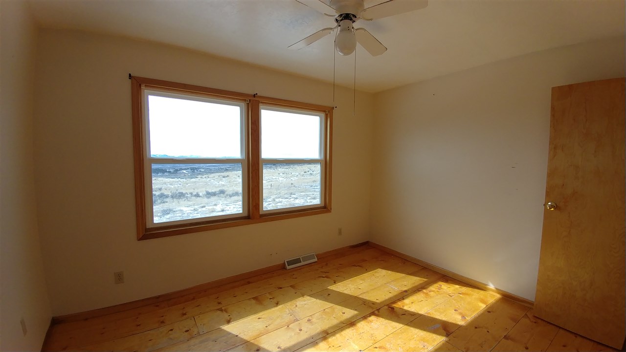 897 Hilltop Dr., Spring Creek, NV 89815