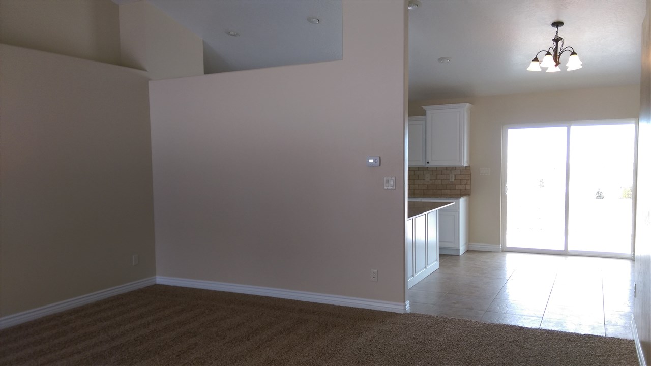 878 Blue Jay Drive, Spring Creek, NV 89815